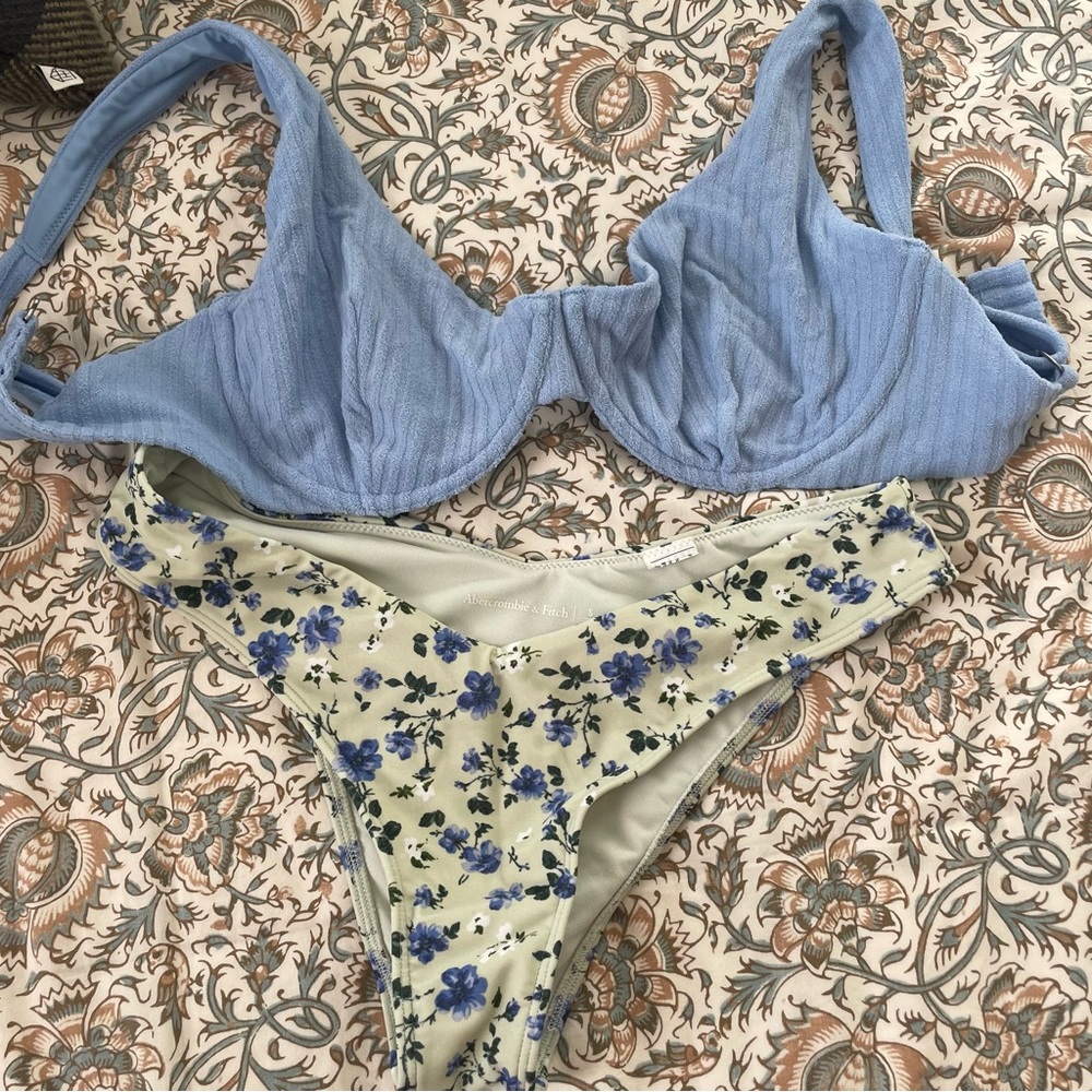 Abercrombie curve love bikini